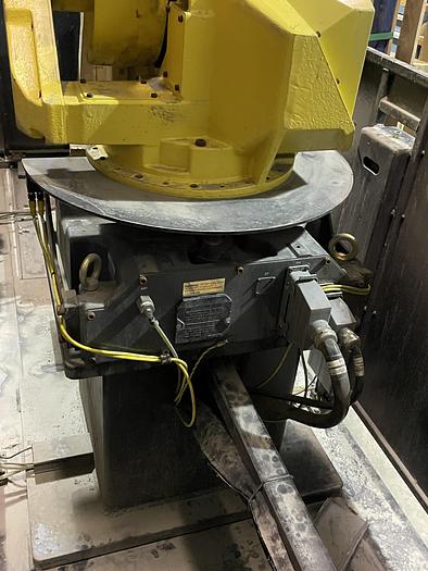 Used LINCOLN SYSTEM 55 WITH FANUC M710iC/20L TORCH CUTTING CELL WITH DUAL ROLL IN ROLL OUT TABLES