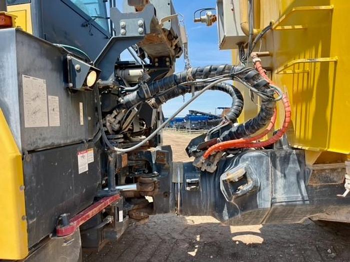 Used 2016 Komatsu HM400-5