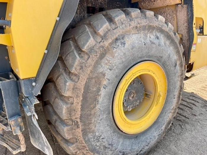 Used 2016 Komatsu HM400-5