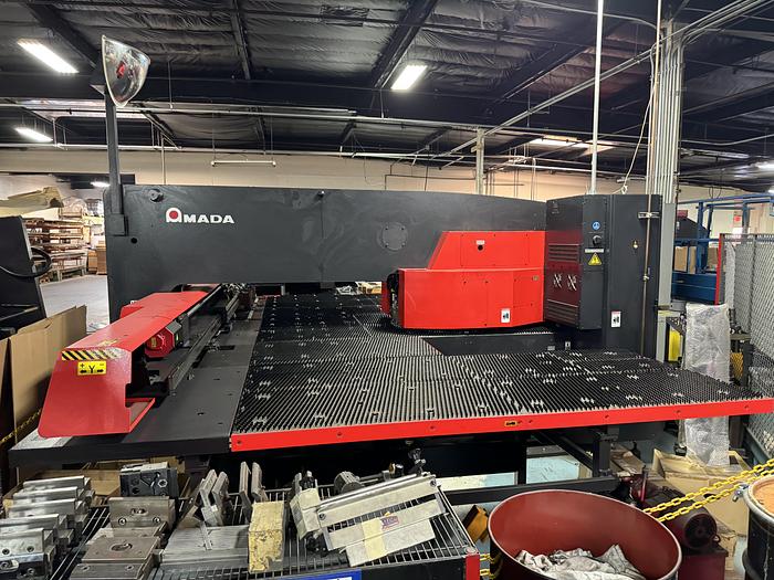 Used 2015 AMADA 2510NT CNC PUNCH