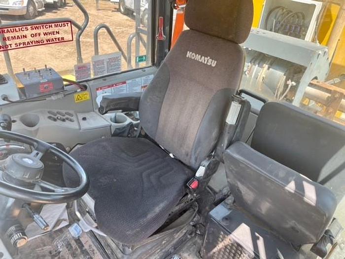 Used 2016 Komatsu HM400-5