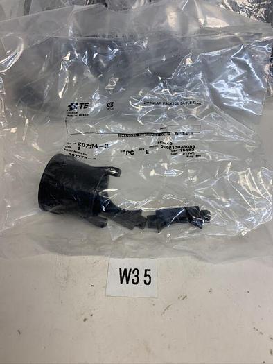 AMP/TE 207774-3 Cable Clamp Connector In Sealed Factory Package (Lot Of 20)