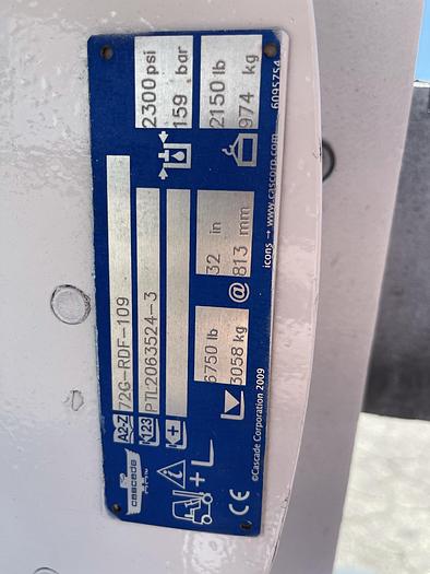 Used 10,000 POUND HYSTER MODEL S100FTBCS FORKLIFT WITH 64" DIAMETER CASCADE CLAMP