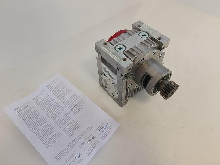 Hochleistungswinkelgetriebe, AE045L, 2:1, Güdel, neu