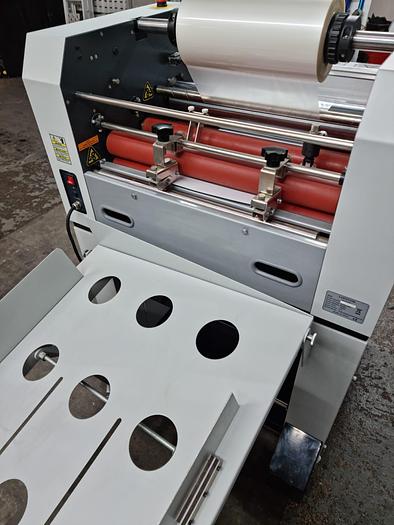Used matrix 530 Laminator