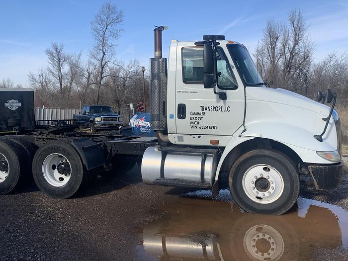 Used 2006 International  Day cab