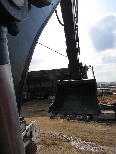 Used 2021 HYUNDAI ROBEX 190W-9