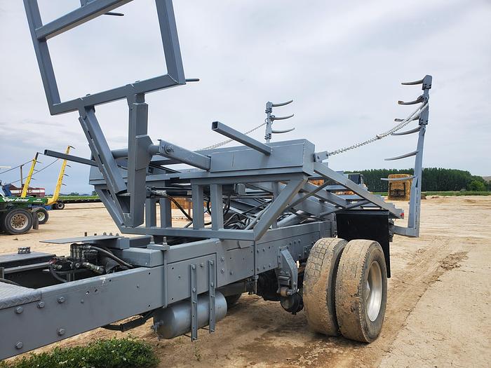 Used 1990 Peterbilt w/ New Holland 1051 Stack Retriever