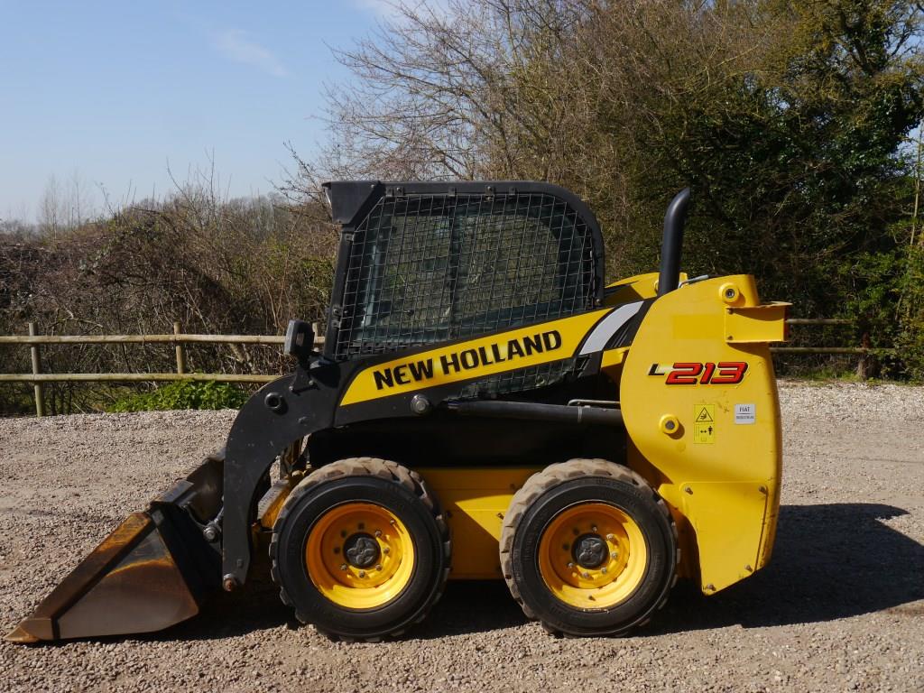Used New Holland L213 Skidsteer Loader