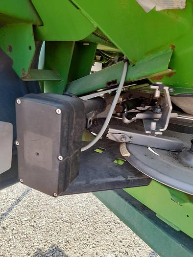 Usato Spandiconcime AMAZONE ZA-M PROFIS con carrello usato