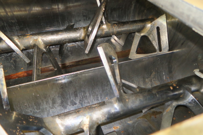 Used (4) x BEETZ 1000kg CHOCOLATE MIXERS