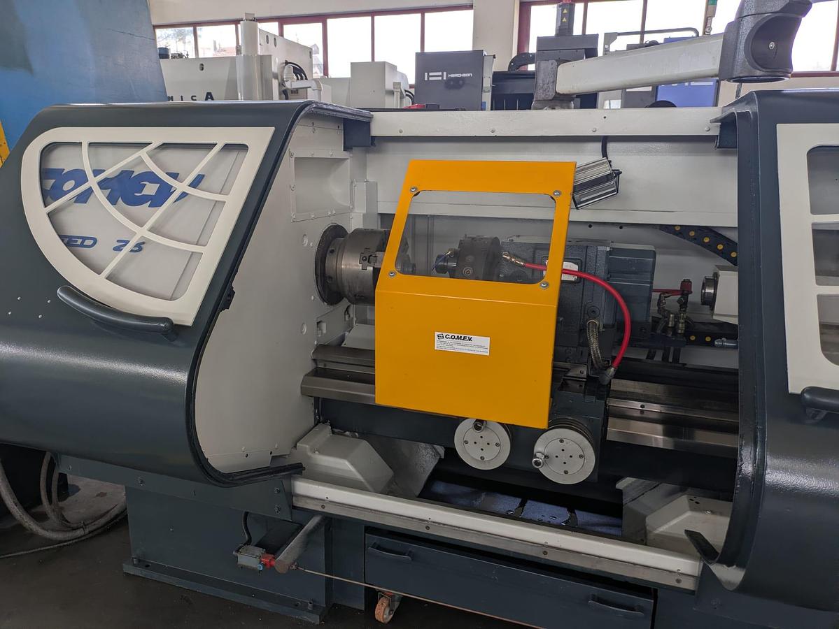 Used 2006 Comev Speed 26
