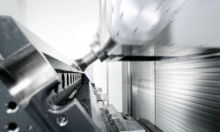 Centri di lavoro a 5 assi F