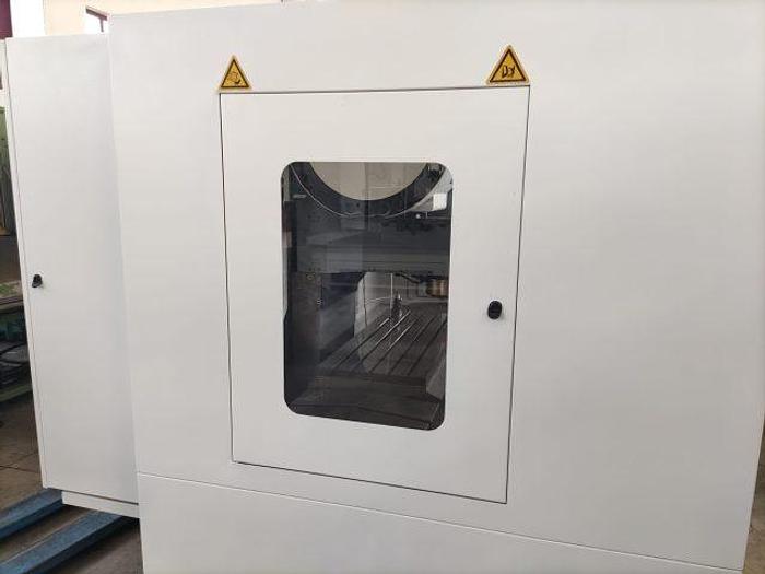 Usato AKIRA SEIKI V 4 XP