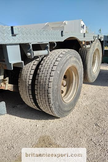 Used 1993 SCANIA P93 H 250 6X2 air con flatbed truck