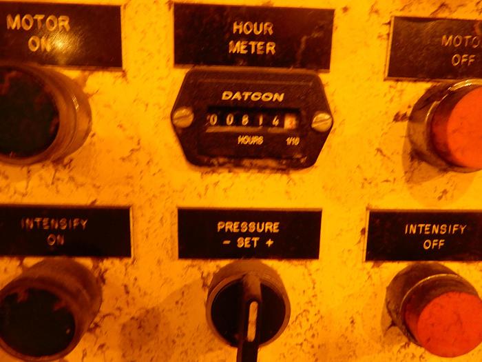 Used JET EDGE ULTRA HIGH PRESSURE INTENSIFIER PUMP