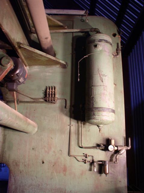 Used 12' x 250 Ton Verson Model B1110-250 Press Brake