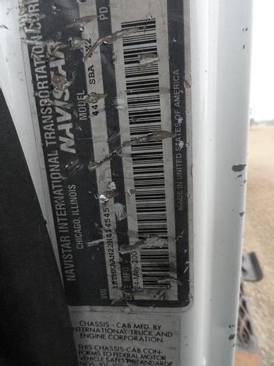 Used 2002 INTERNATIONAL DURASTAR 4400
