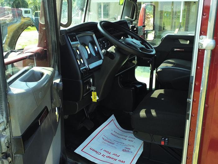 Used 2009 Kenworth W900