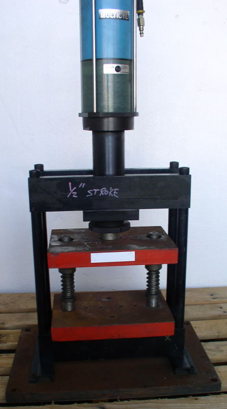 Used Used MultiCyl MultiCage Model 12MCP1215XL Pneumatic Press