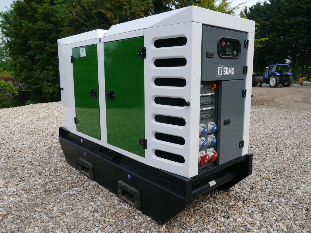 Used SDMO R110C3 Generator