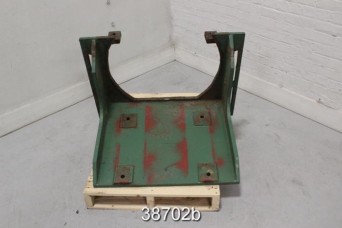 Used Pressure Screen Shovel Mount, 18"x15.5" Mounting Bolt Hole Centers #38702