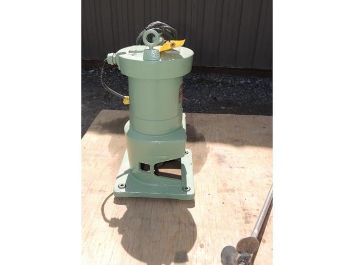 Used Sold USED LIGHTNIN TOP ENTRY MIXER, MODEL NLD 25, 0.25 HP at