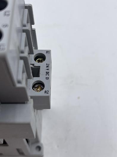 Used Allen-Bradley 100-C30D*00 Ser B 100-S Ser A 