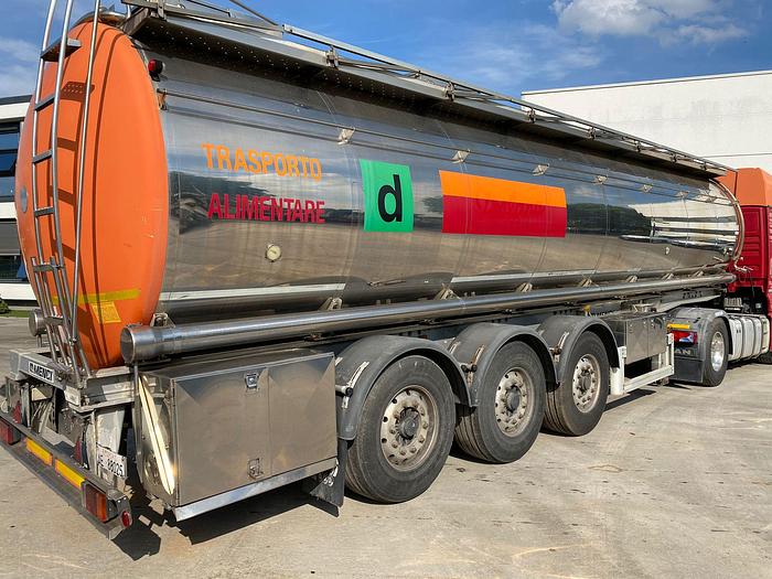 Usato 2011 GRAPAR-MENCI CISTERNA ISOTERMICA