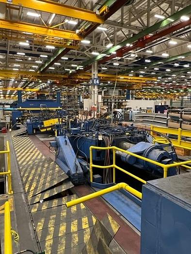 Used L & F Industries 1000 Ton Sheet stretch forming press L1000