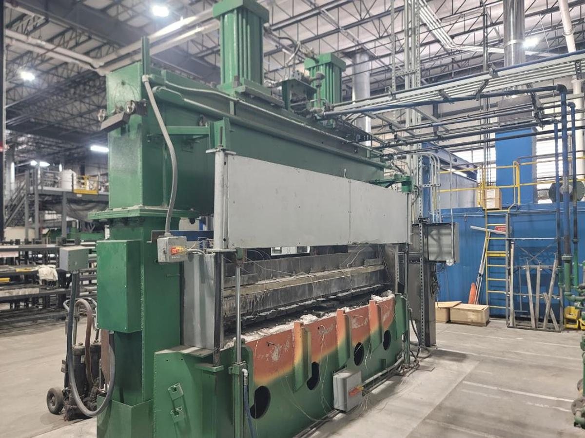 Used 1979 USI TITANIUM HOT FORMING PRESS, 250-TONS, 30" X 120" PLATENS
