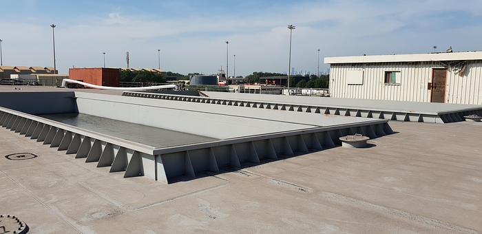 Used UNUSED NEW BUILD FLAT TOP