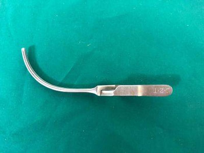 Used Clamp Atraumatic DeBakey Bulldog Curved Jaw 65mm by 115mm AESCULAP