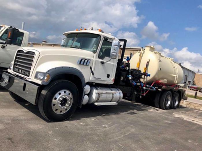 Used 2007 Mack Granite Bobtail Kill Truck