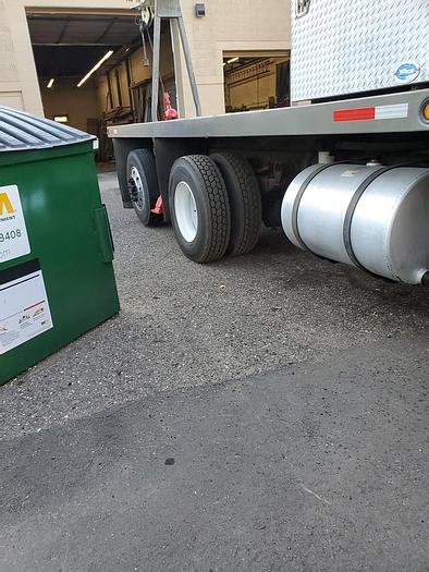 Used 2001 Ford F750 Terex BT3400 Crane Truck - M74771