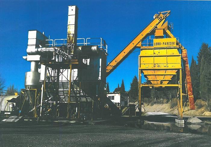 Usata Impianto di produzione di conglomerato bituminoso LORO & PARISINI essiccatore MARINI EMCC 160