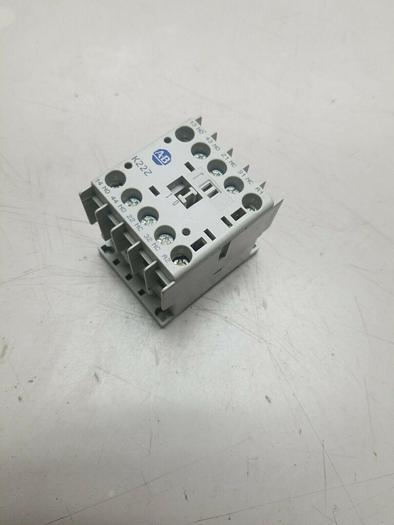 Used Allen Bradley 700-K22Z SerieS B Control Relay