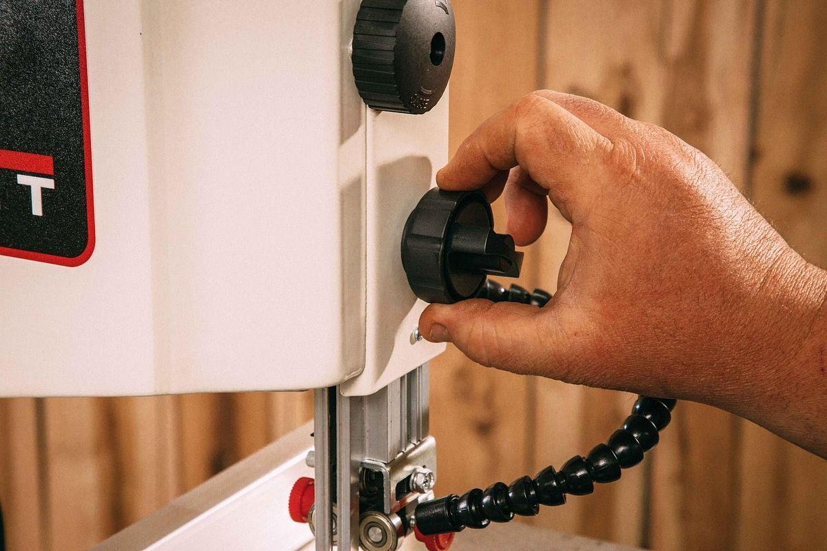 JWB-10, 10" Open Stand Bandsaw