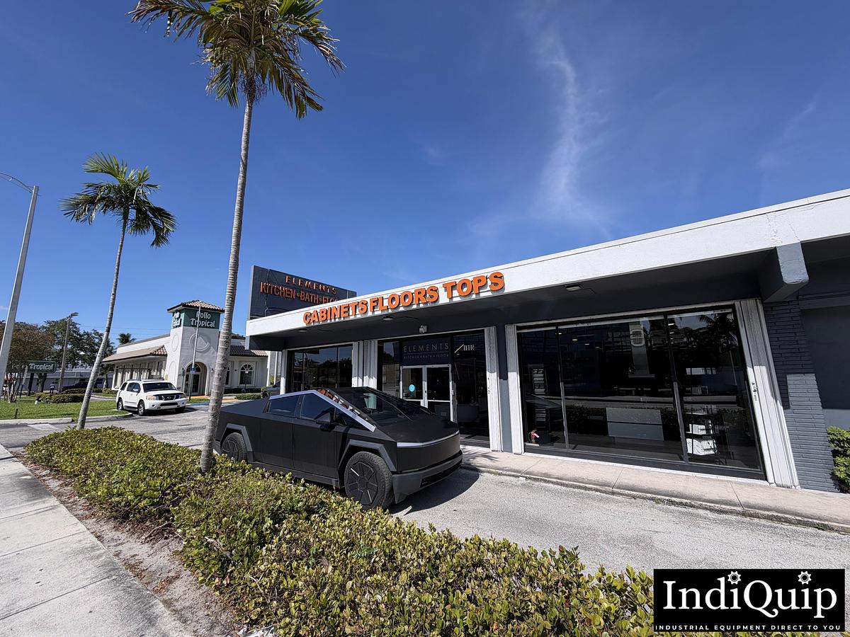 Used Complete Kitchen, Bath & Flooring Showroom Asset Package – Cabinets, Displays, Fixtures & Materials