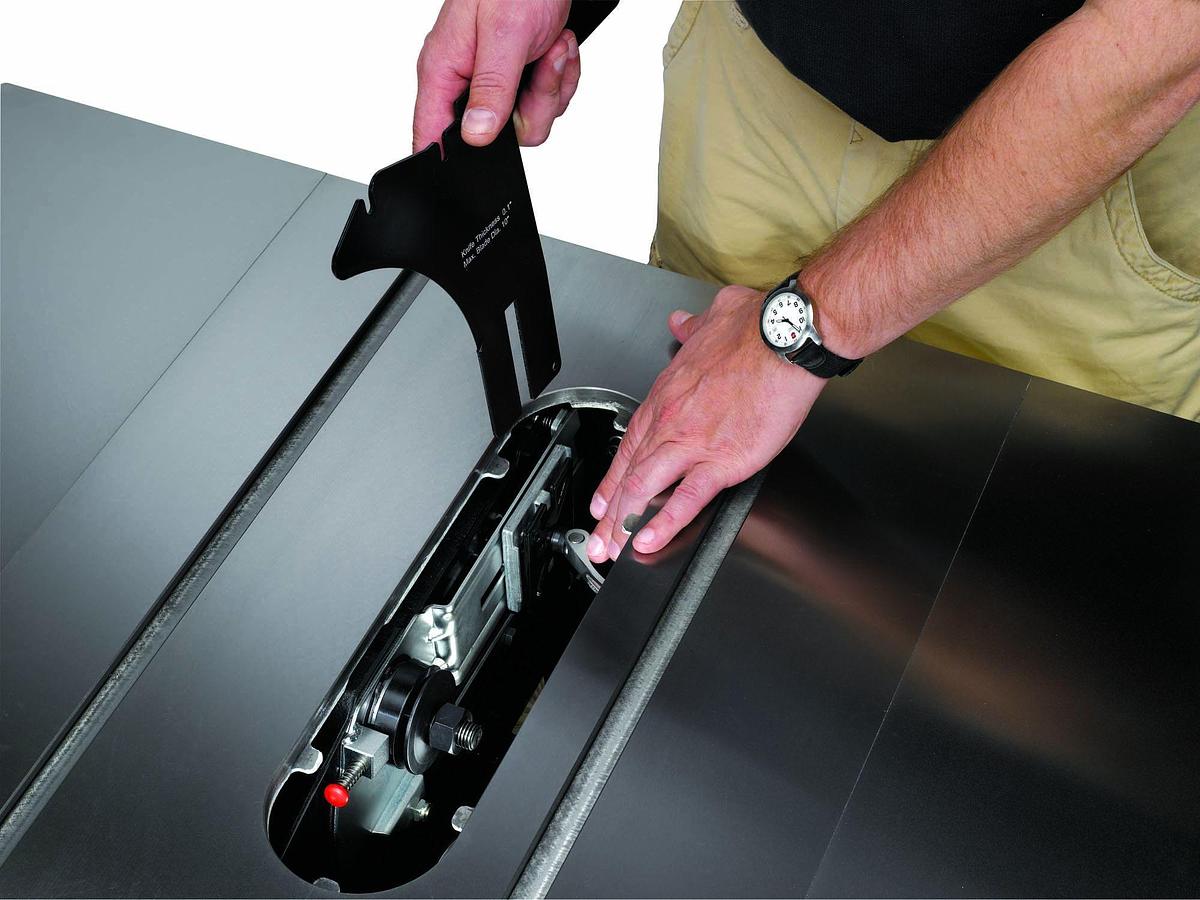 Deluxe Xacta® Saw 5HP, 1Ph, 50" RIP