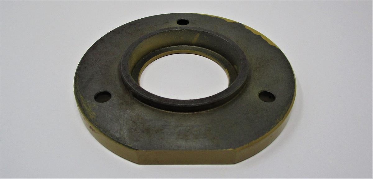Bearing Cap Plate Right | PJ1696-006