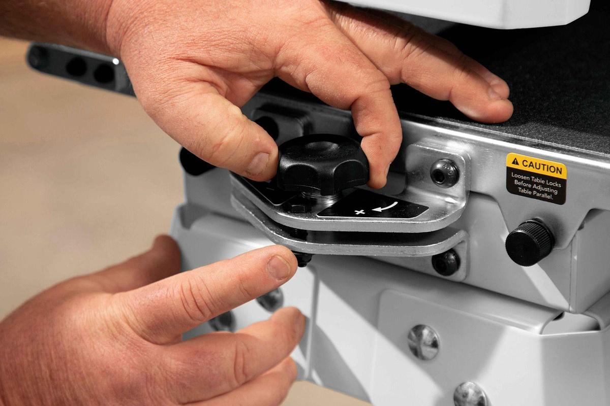 JWDS-2550, 25-Inch Drum Sander with Closed Stand, 10 FPM, 1Ph 115V