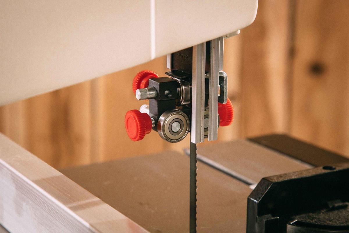 JWB-10, 10" Open Stand Bandsaw