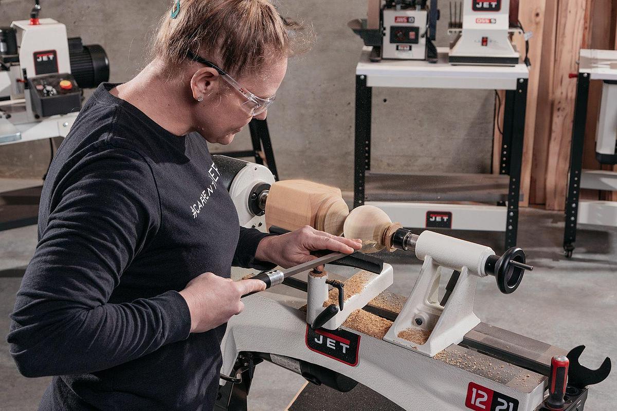 JWL-1221VS 12'' x 21'' Variable Speed Wood Lathe