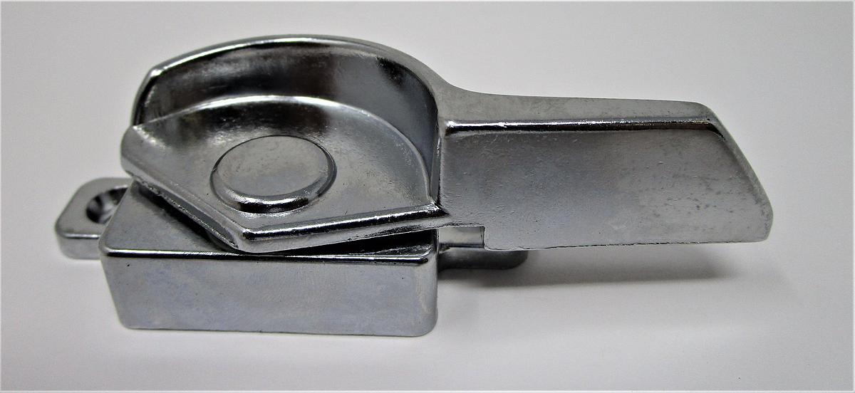 Rear Door Latch Assembly | TS29-094