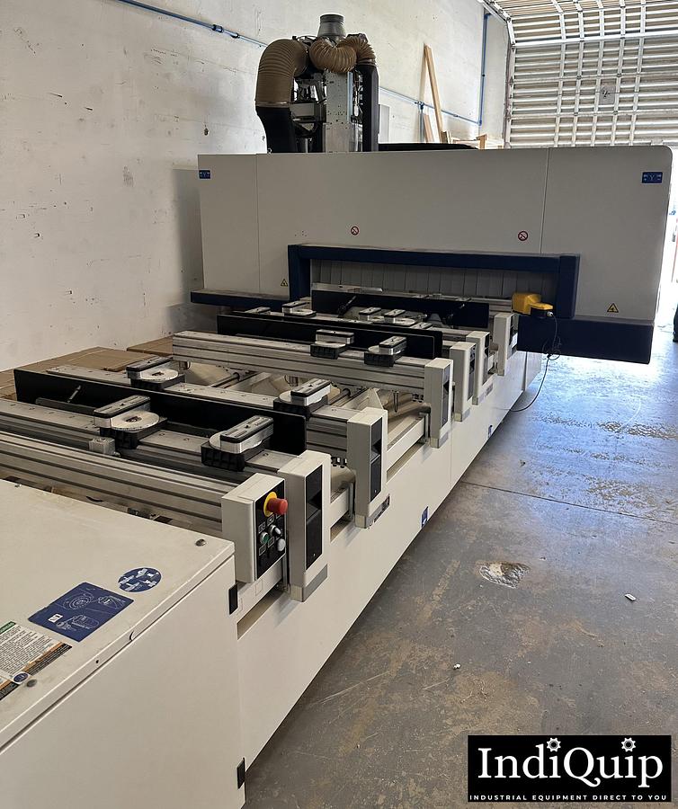 Used 2021 SCM Morbidelli M90 4’ x 10’ CNC Router