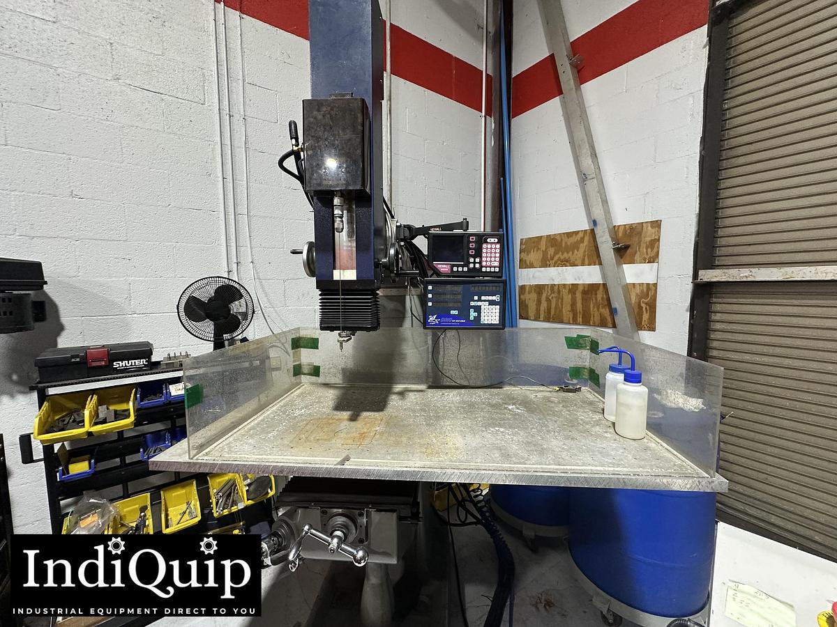 Used Long Chang LCM-42 CNC Vertical Mill with Gromax Presetter
