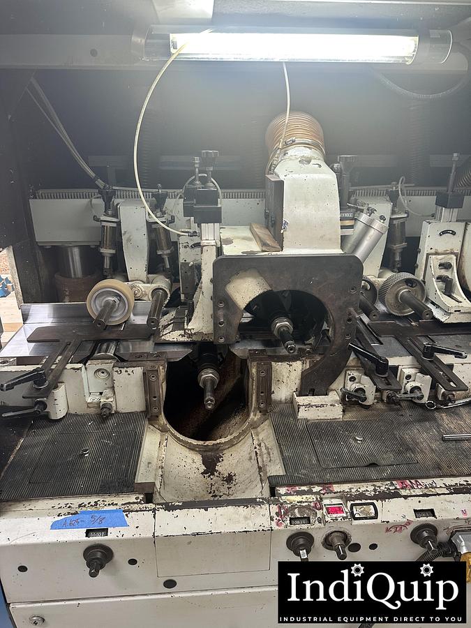 Used 2007 Sheng Yuan M609HD Moulder