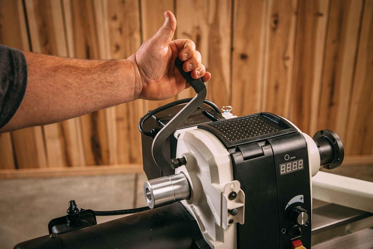 JWL-1640EVS 16" x 40" Wood Lathe