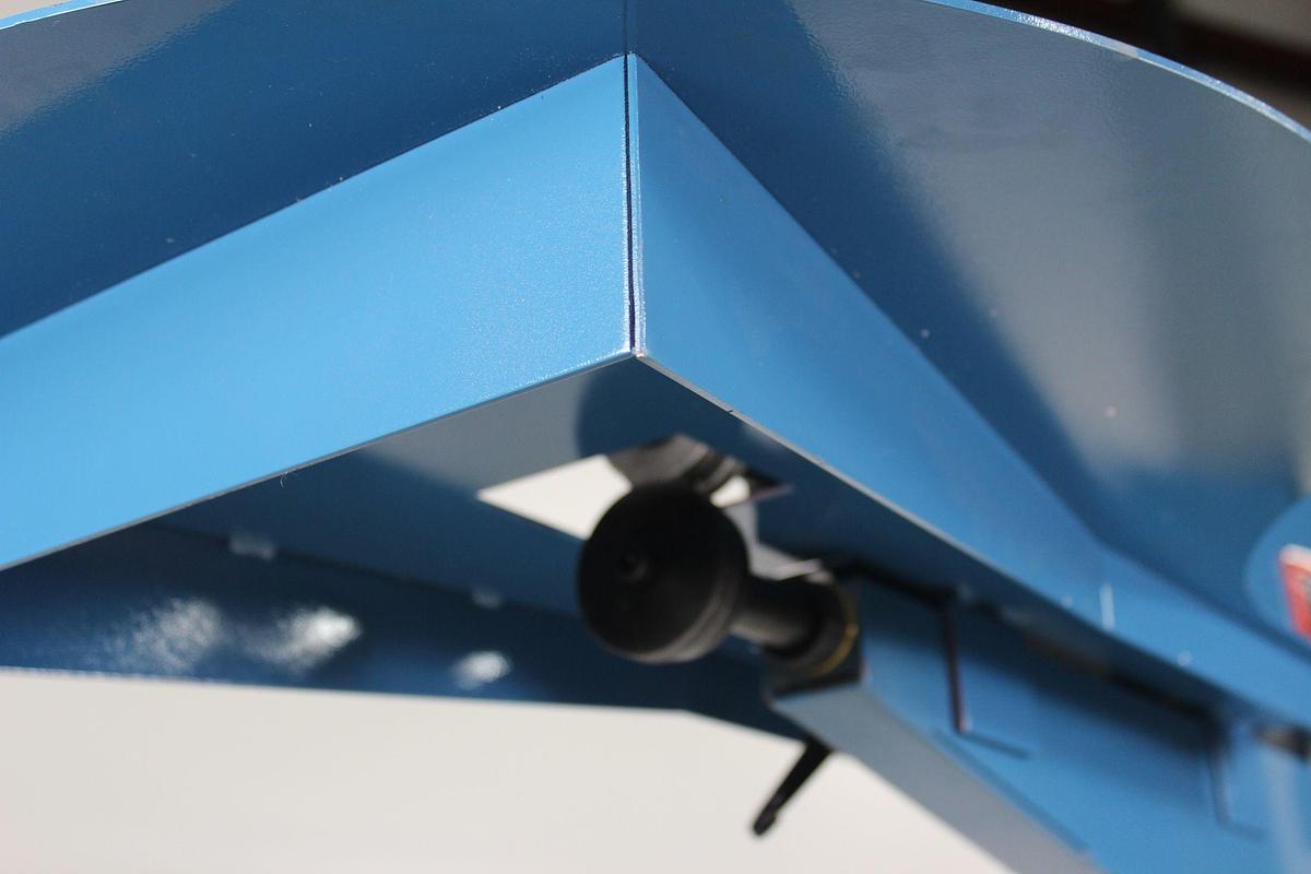 Adjustable Height Bead Roller Table | BR18E